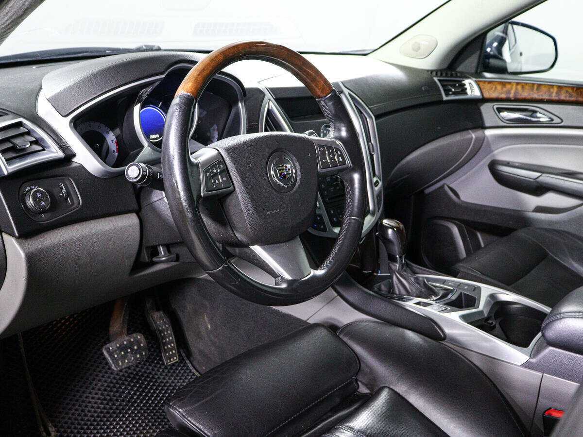 Купить Cadillac SRX с пробегом. Фото: #12