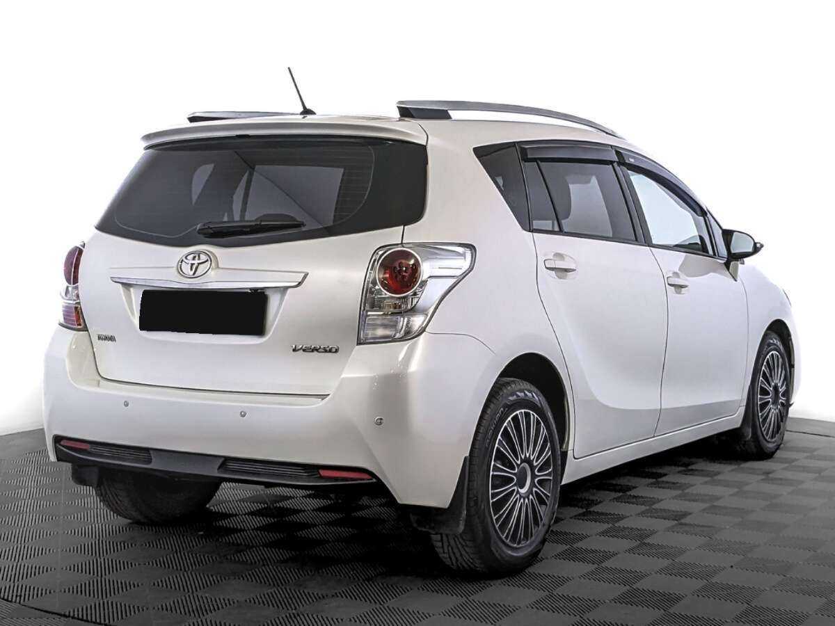 Купить Toyota Verso с пробегом. Фото: #4