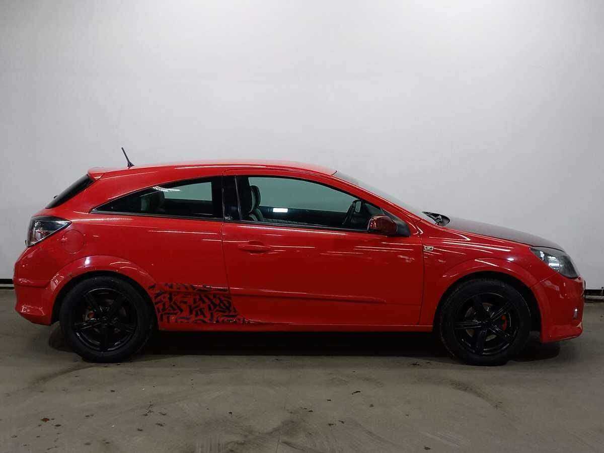 Купить Opel Astra с пробегом. Фото: #3