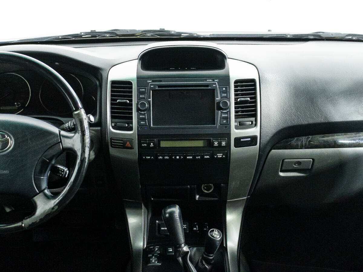 Купить Toyota Land Cruiser Prado с пробегом. Фото: #12