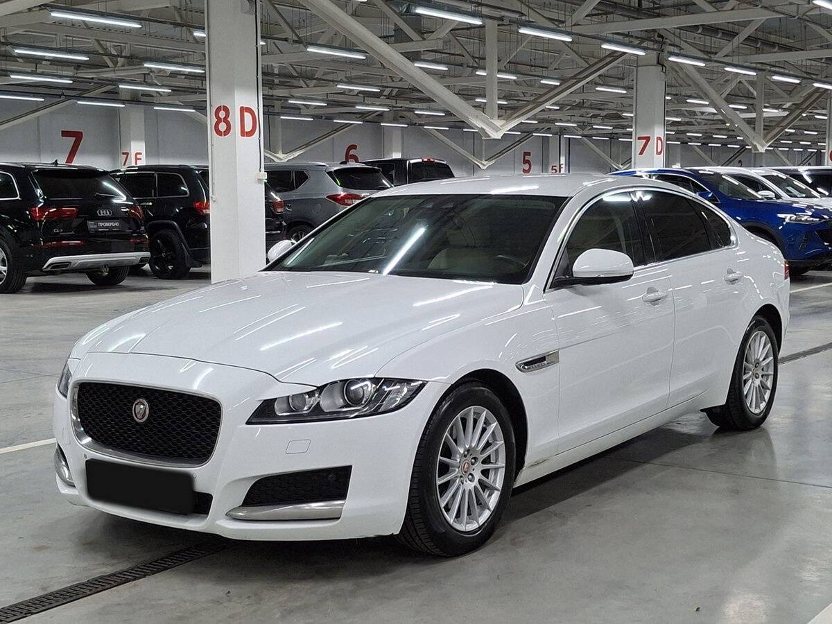 Купить Jaguar XF с пробегом. Посмотреть фото