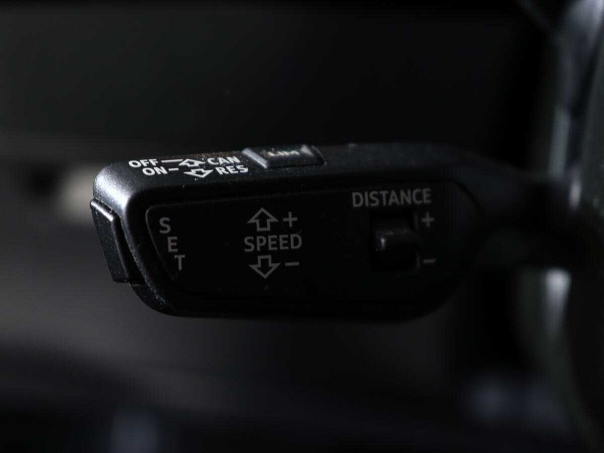 Купить Audi e-tron с пробегом. Фото: #24