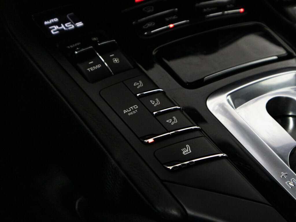 Купить Porsche Cayenne с пробегом. Фото: #18