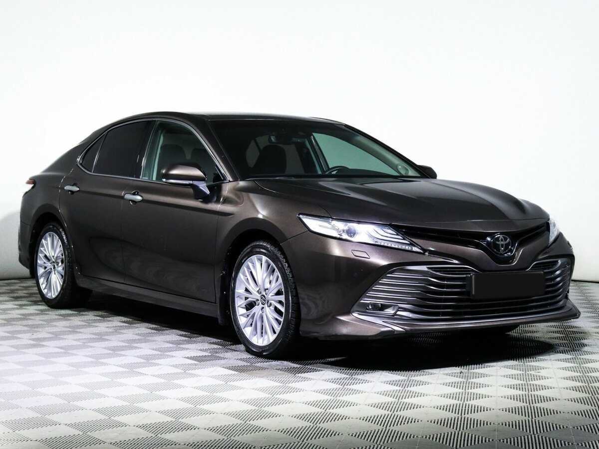 Купить Toyota Camry с пробегом. Фото: #2