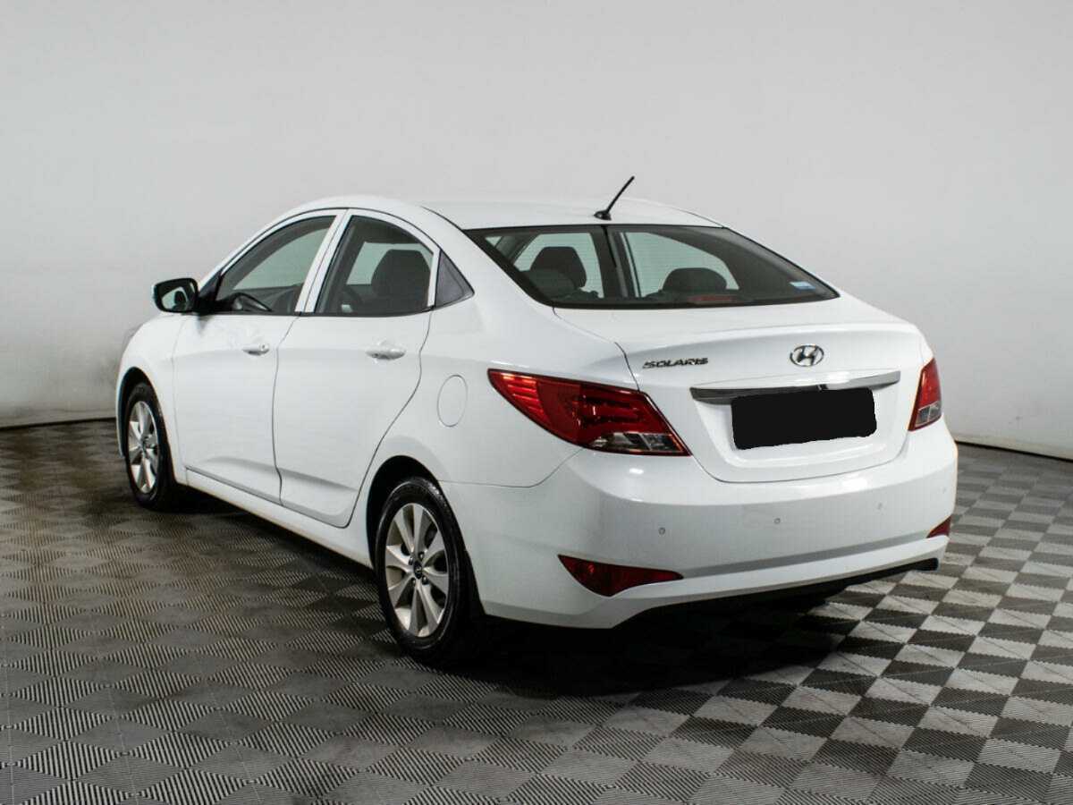 Купить Hyundai Solaris с пробегом. Фото: #6