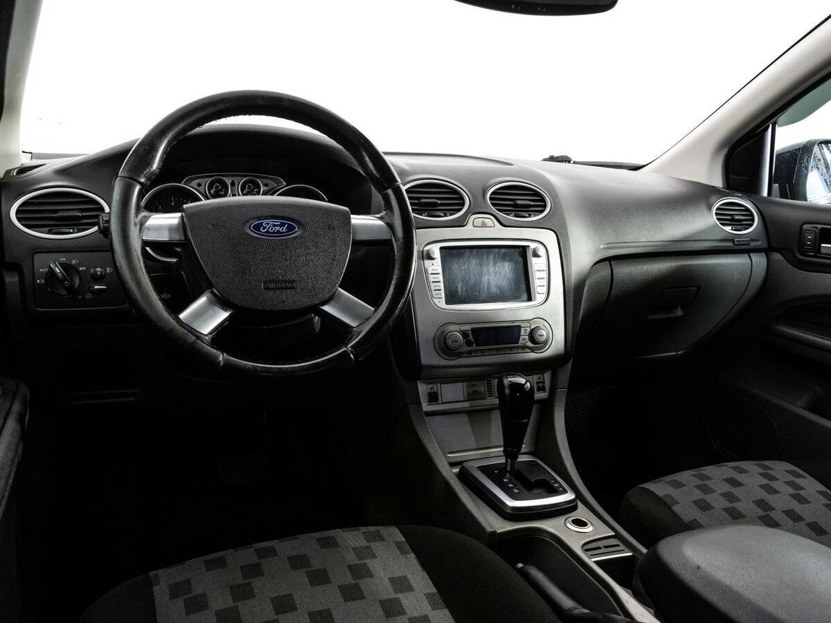 Купить Ford Focus с пробегом. Фото: #10