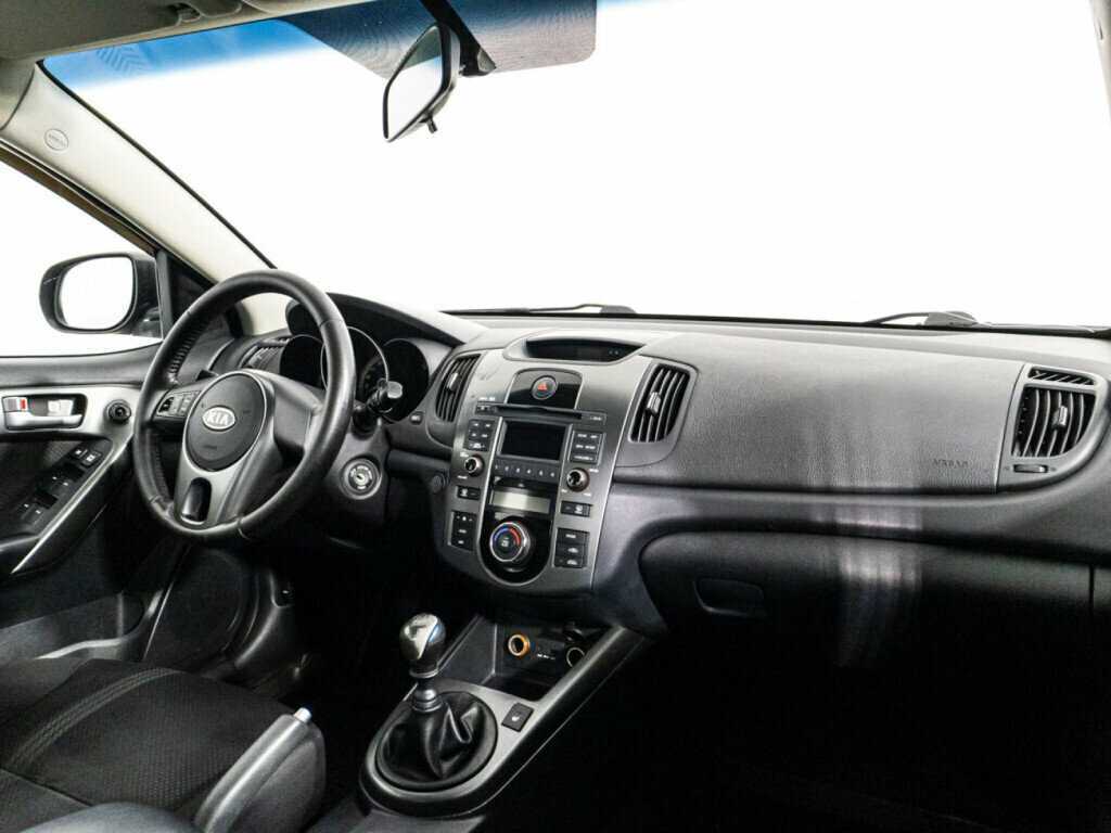 Купить Kia Cerato с пробегом. Фото: #8