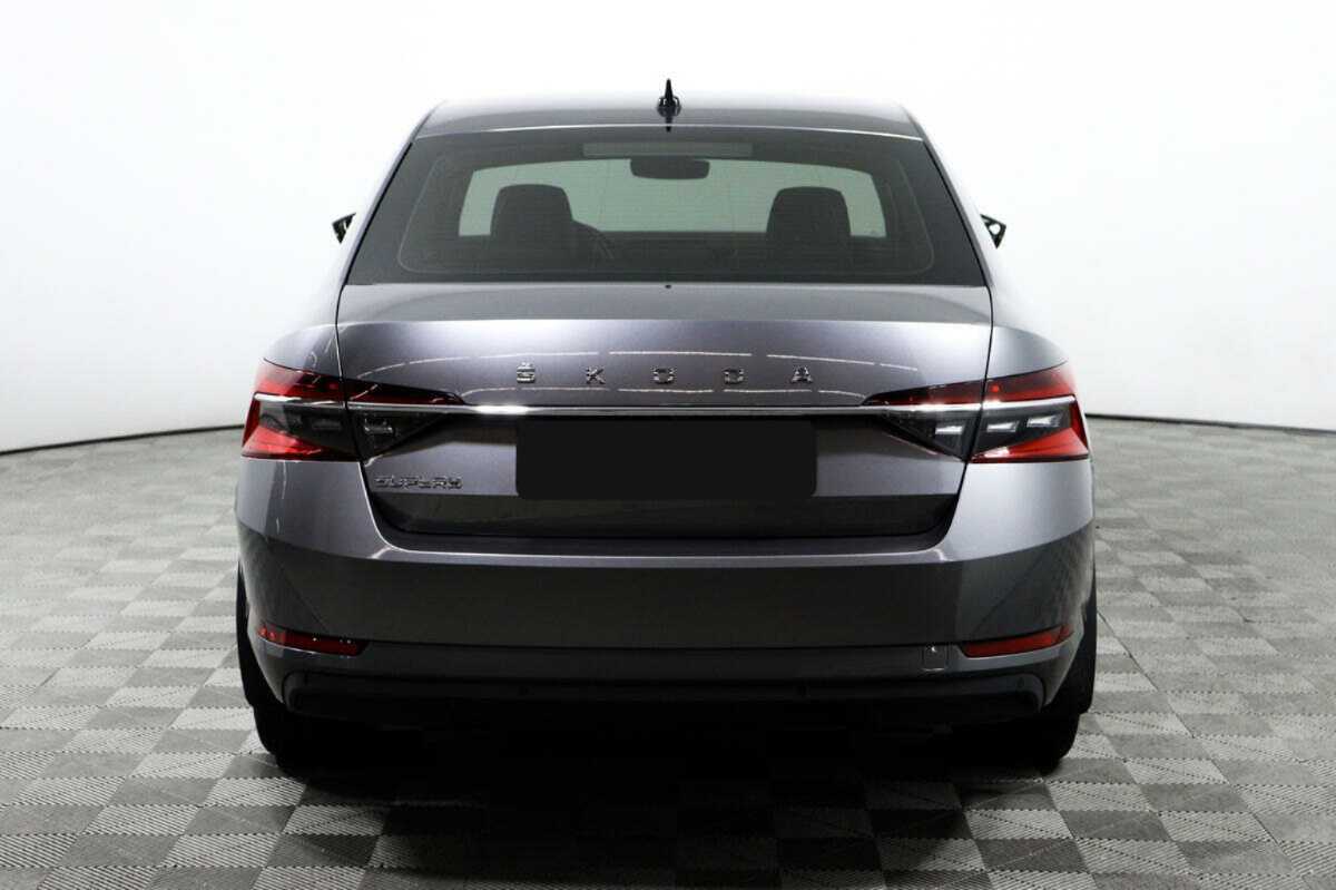 Купить Skoda Superb с пробегом. Фото: #5