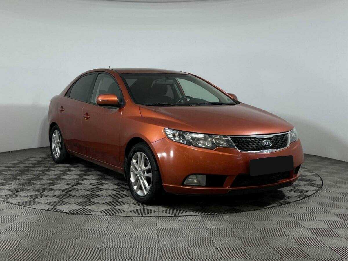 Купить Kia Cerato с пробегом. Фото: #2