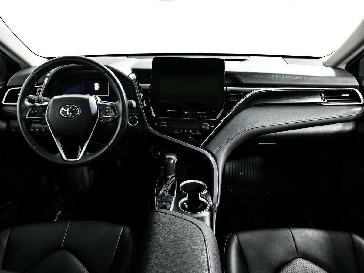 Купить Toyota Camry с пробегом. Фото: #8