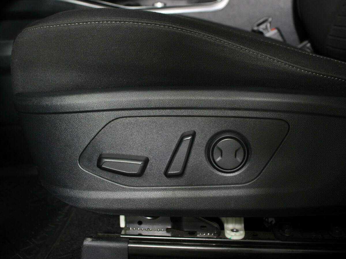 Купить Kia Sorento с пробегом. Фото: #13