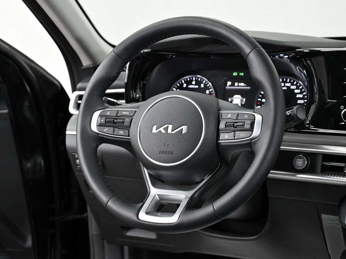Купить Kia K5 с пробегом. Фото: #13