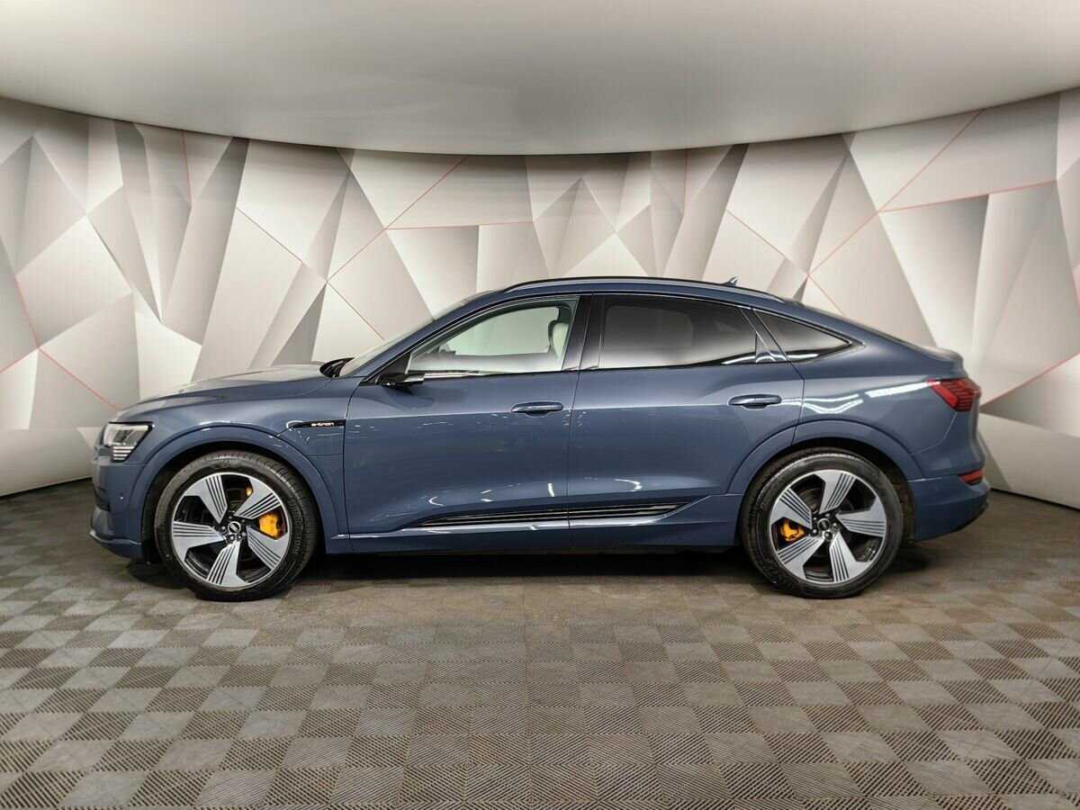 Купить Audi e-tron Sportback с пробегом. Фото: #4