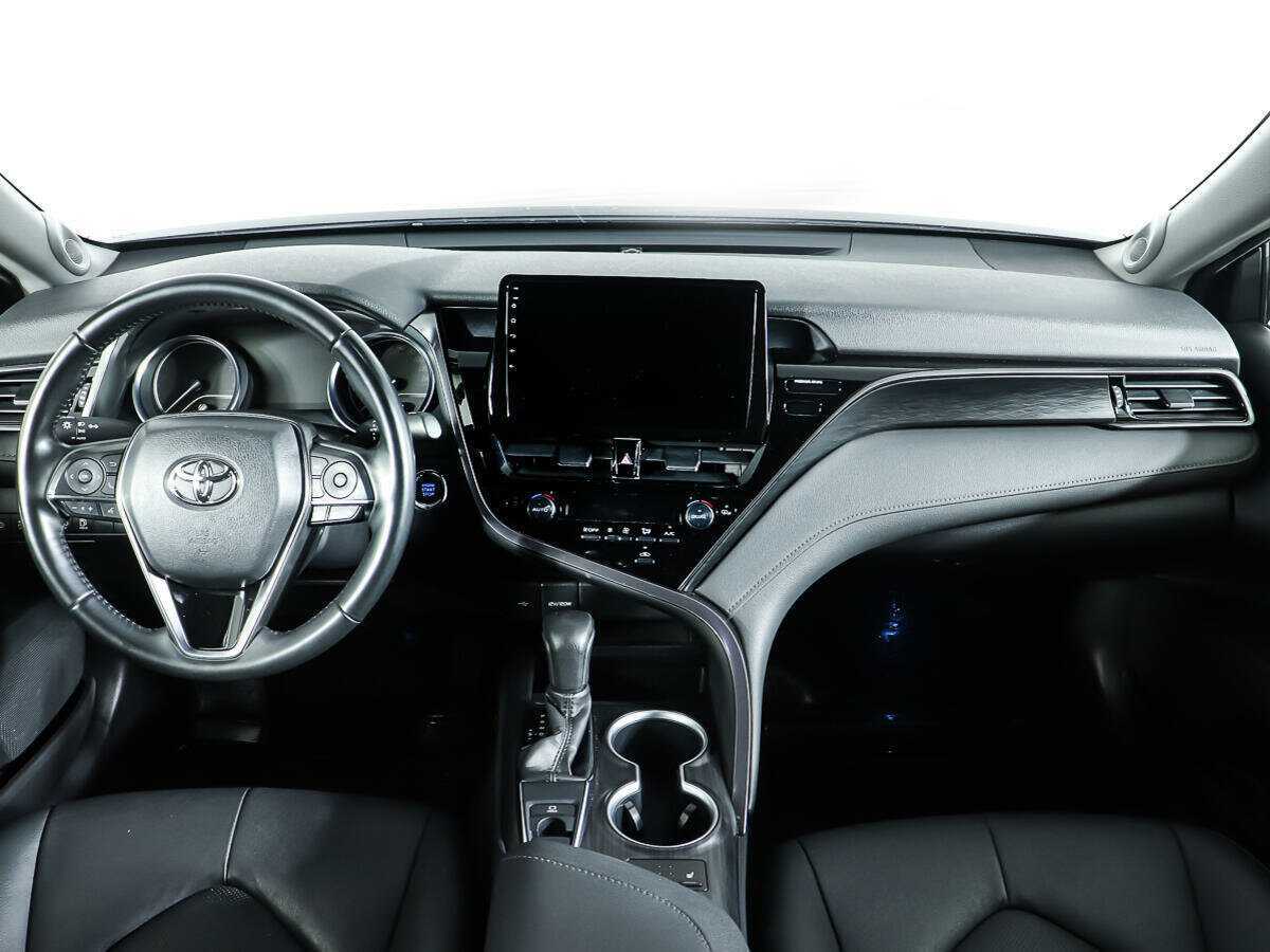 Купить Toyota Camry с пробегом. Фото: #9