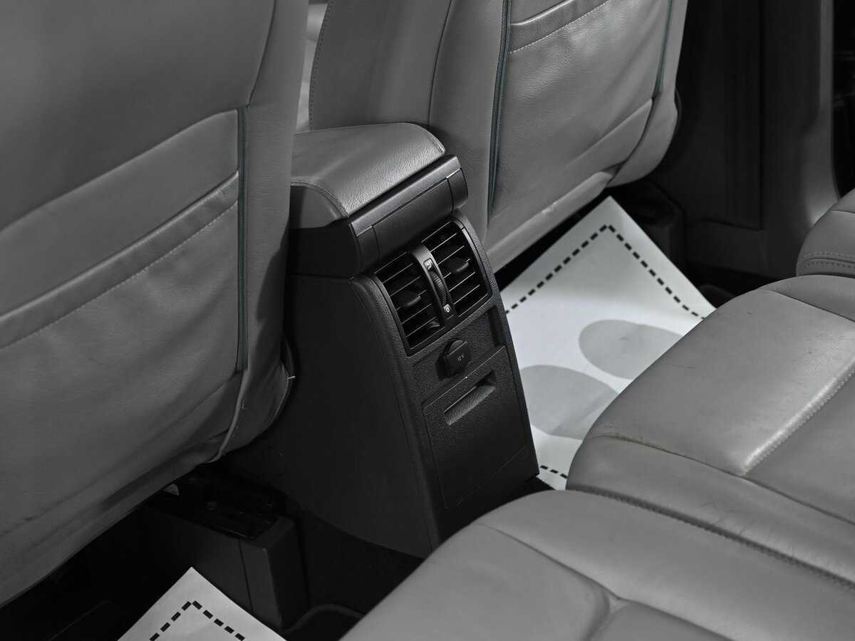 Купить Volkswagen Touran с пробегом. Фото: #12