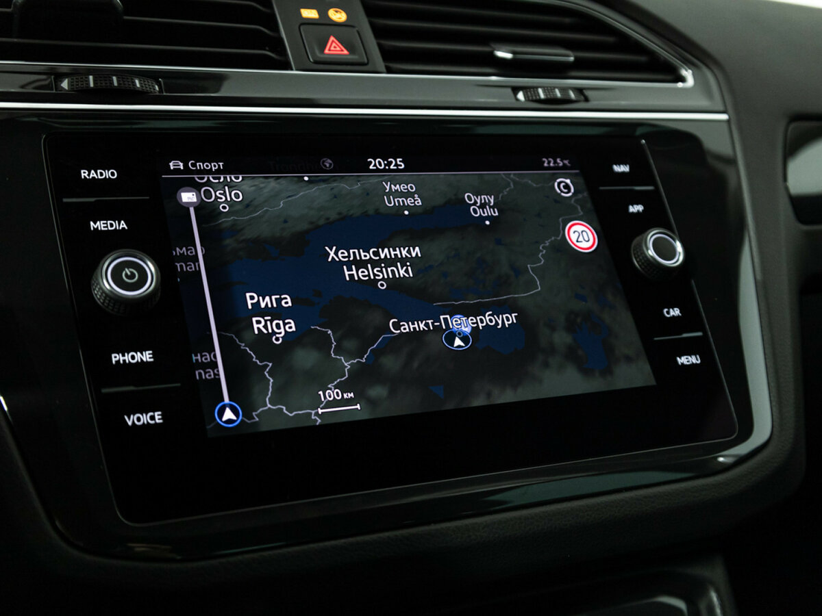 Купить Volkswagen Tiguan с пробегом. Фото: #14