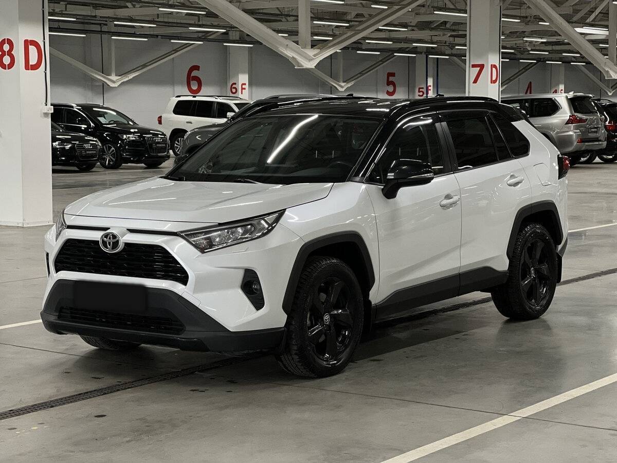 Купить Toyota RAV4 с пробегом. Посмотреть фото