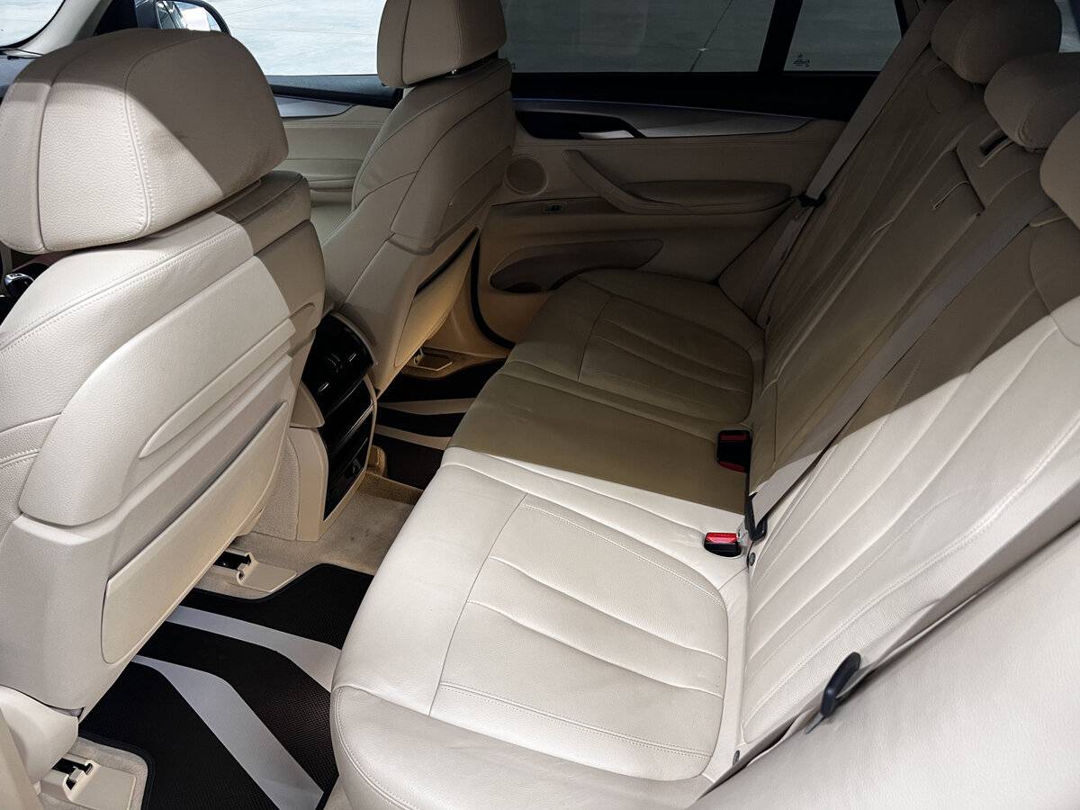 Купить BMW X5 с пробегом. Фото: #11
