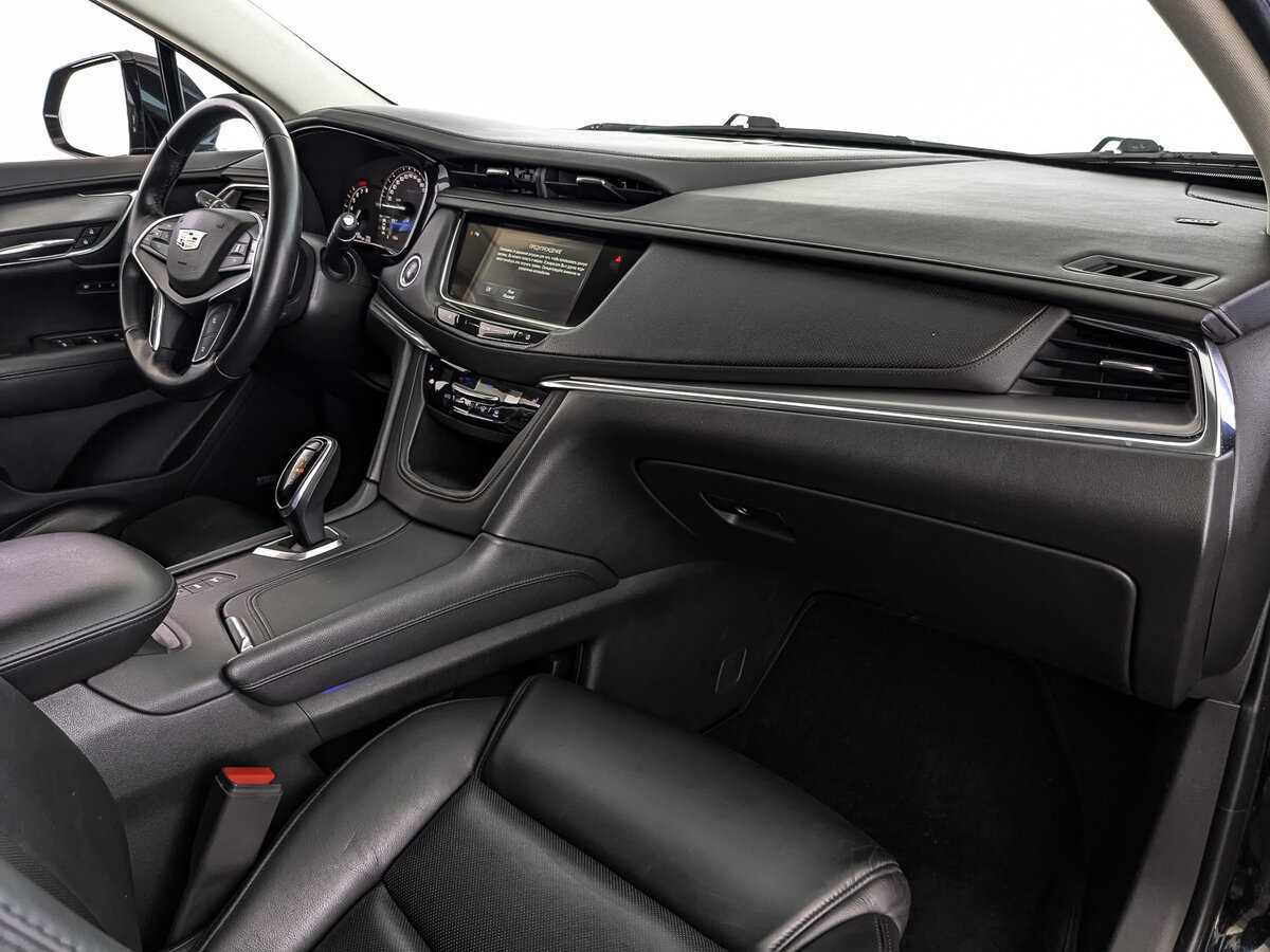 Купить Cadillac XT5 с пробегом. Фото: #12