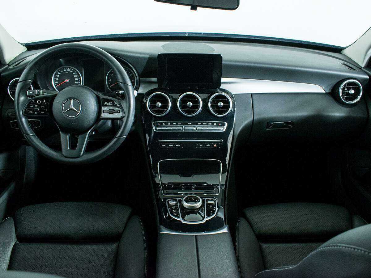 Купить Mercedes-Benz C-Класс с пробегом. Фото: #10