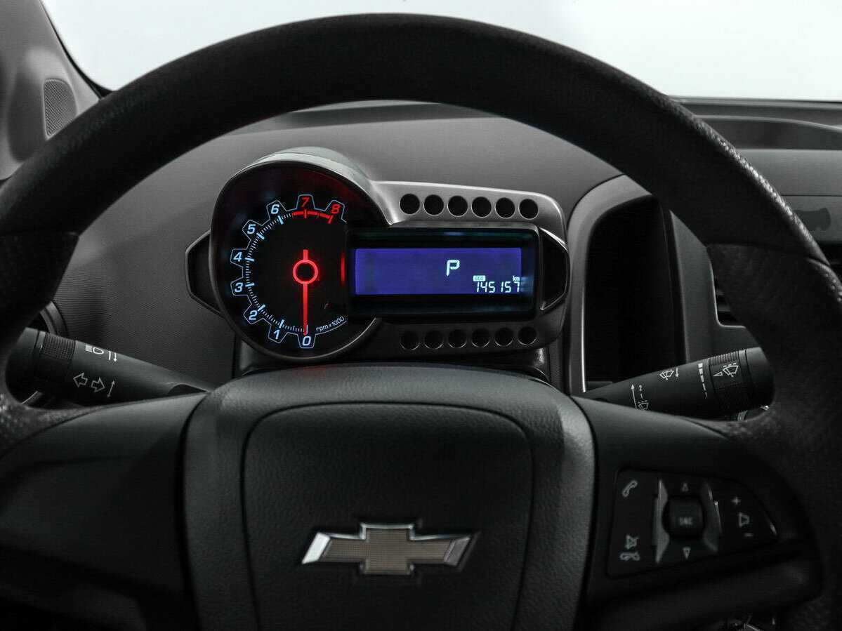 Купить Chevrolet Aveo с пробегом. Фото: #16