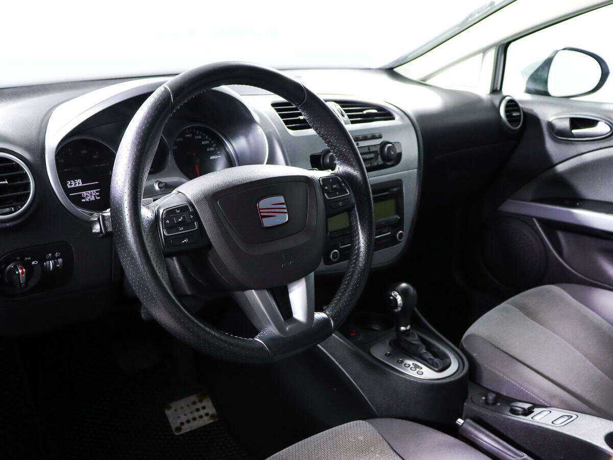 Купить SEAT Leon с пробегом. Фото: #11