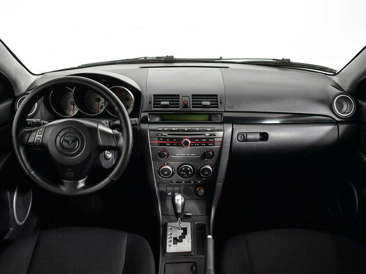Купить Mazda 3 с пробегом. Фото: #11