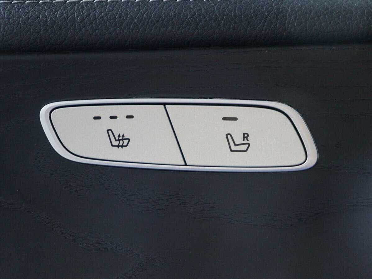 Купить Mercedes-Benz E-Класс с пробегом. Фото: #14