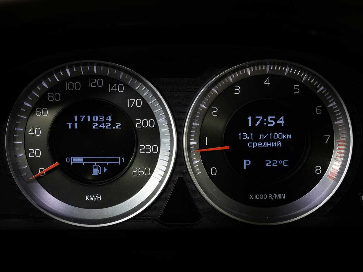 Купить Volvo XC60 с пробегом. Фото: #16