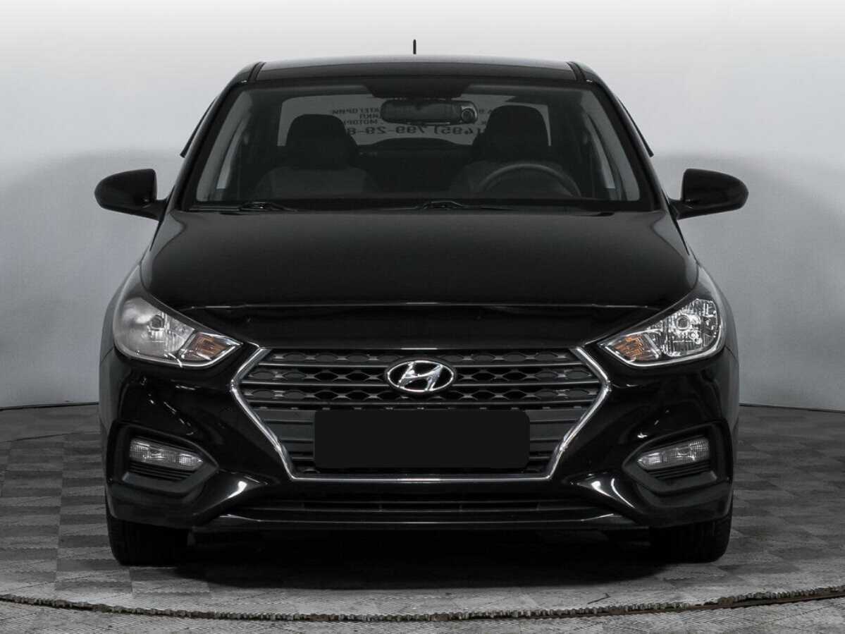 Купить Hyundai Solaris с пробегом. Фото: #1