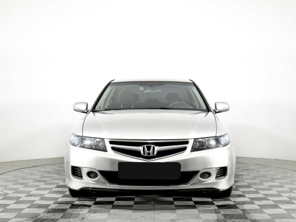 Купить Honda Accord с пробегом. Фото: #1