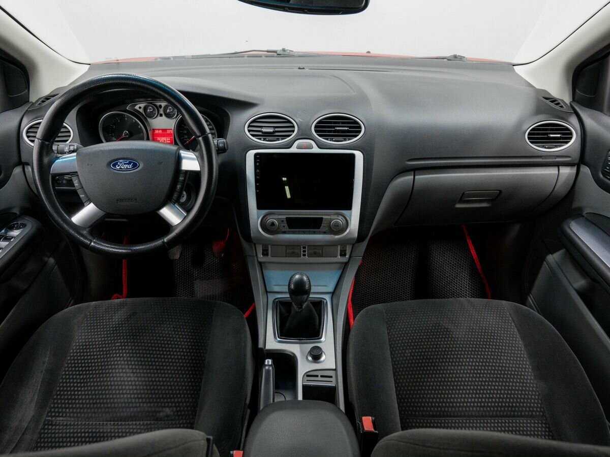 Купить Ford Focus с пробегом. Фото: #9