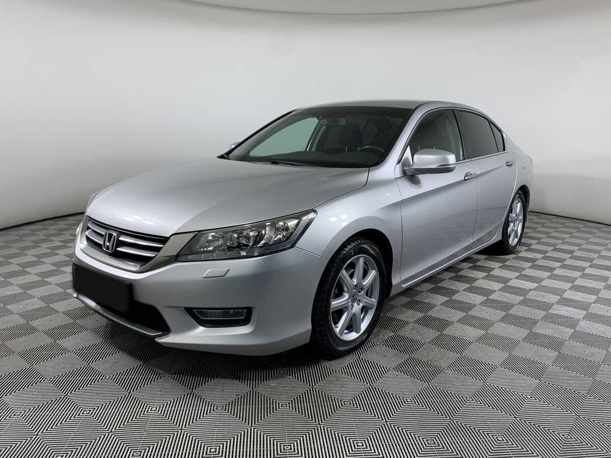 Купить Honda Accord с пробегом. Посмотреть фото