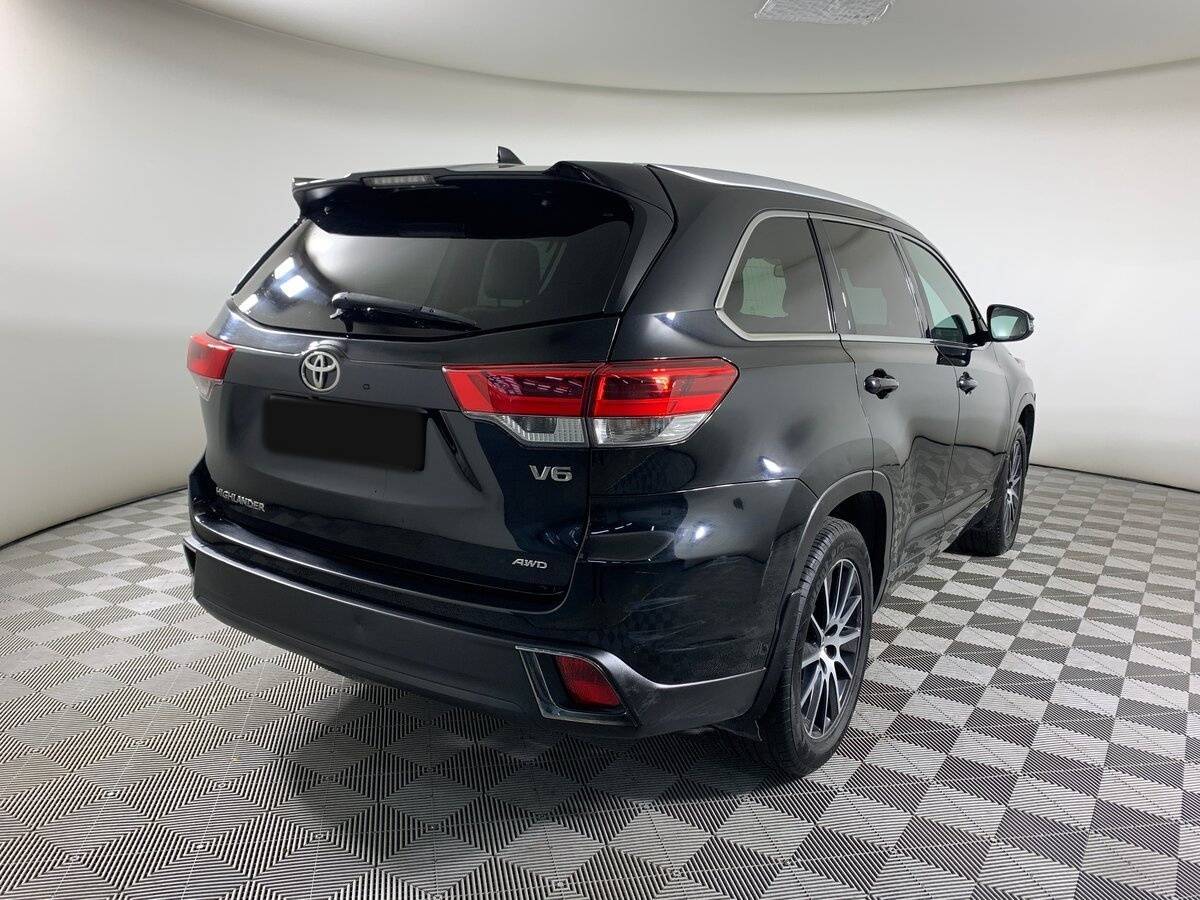 Купить Toyota Highlander с пробегом. Фото: #4