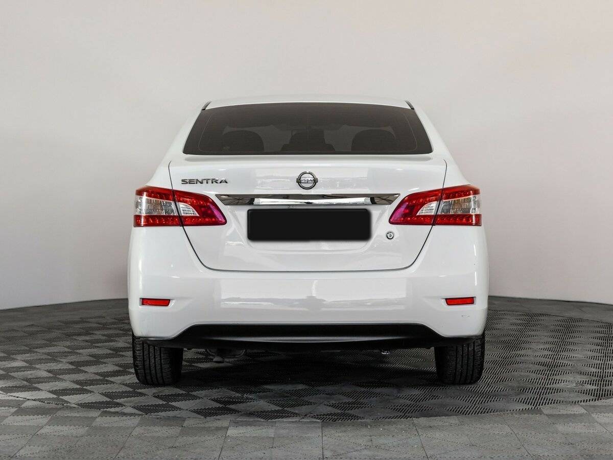 Купить Nissan Sentra с пробегом. Фото: #4