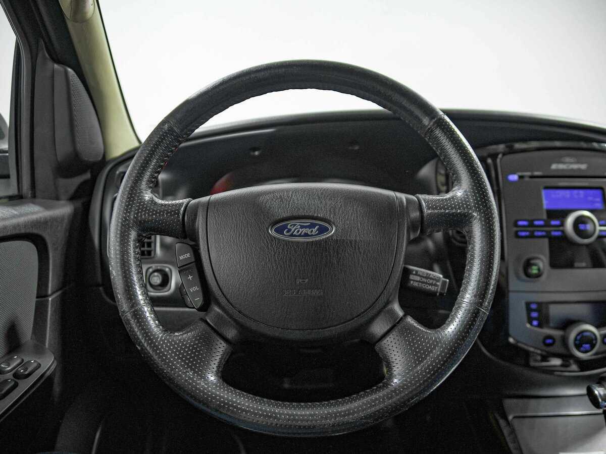 Купить Ford Escape с пробегом. Фото: #7