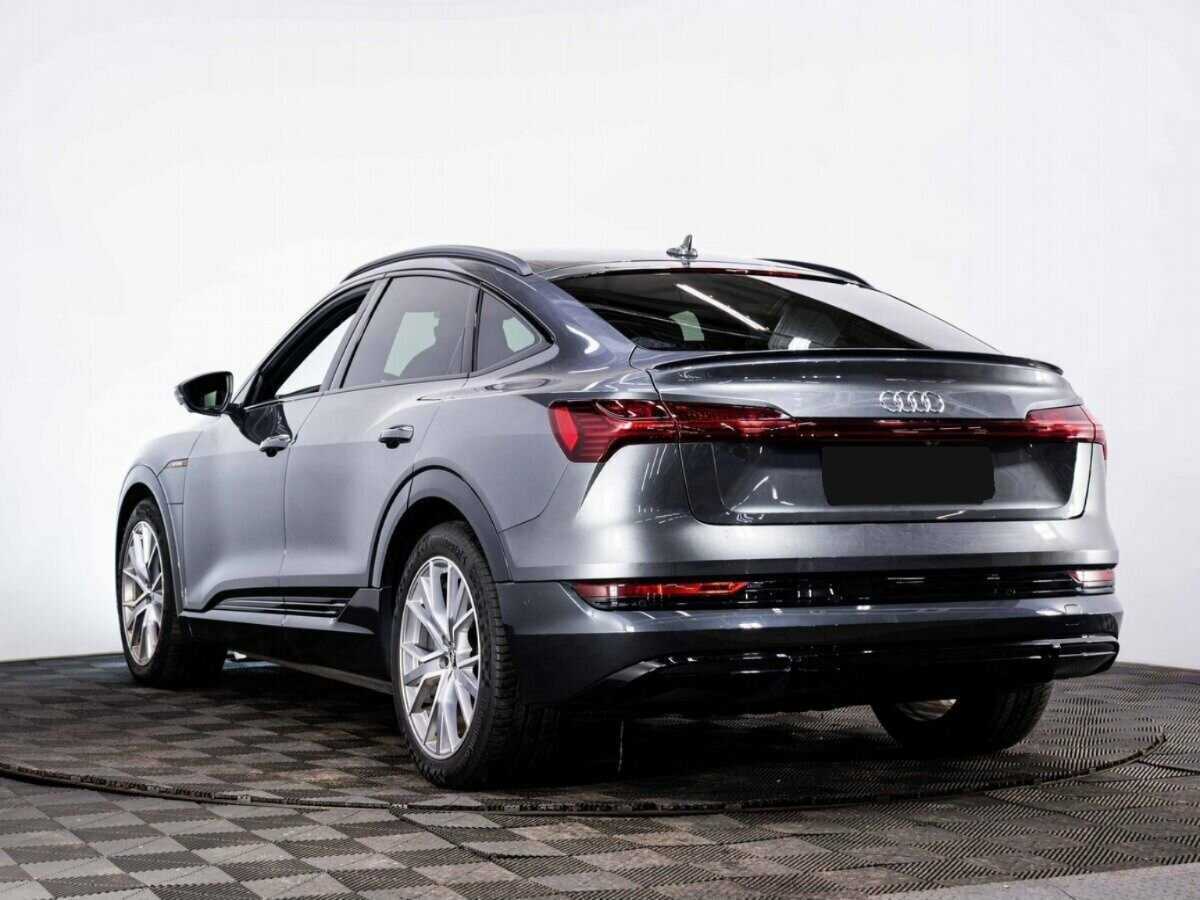 Купить Audi e-tron с пробегом. Фото: #3