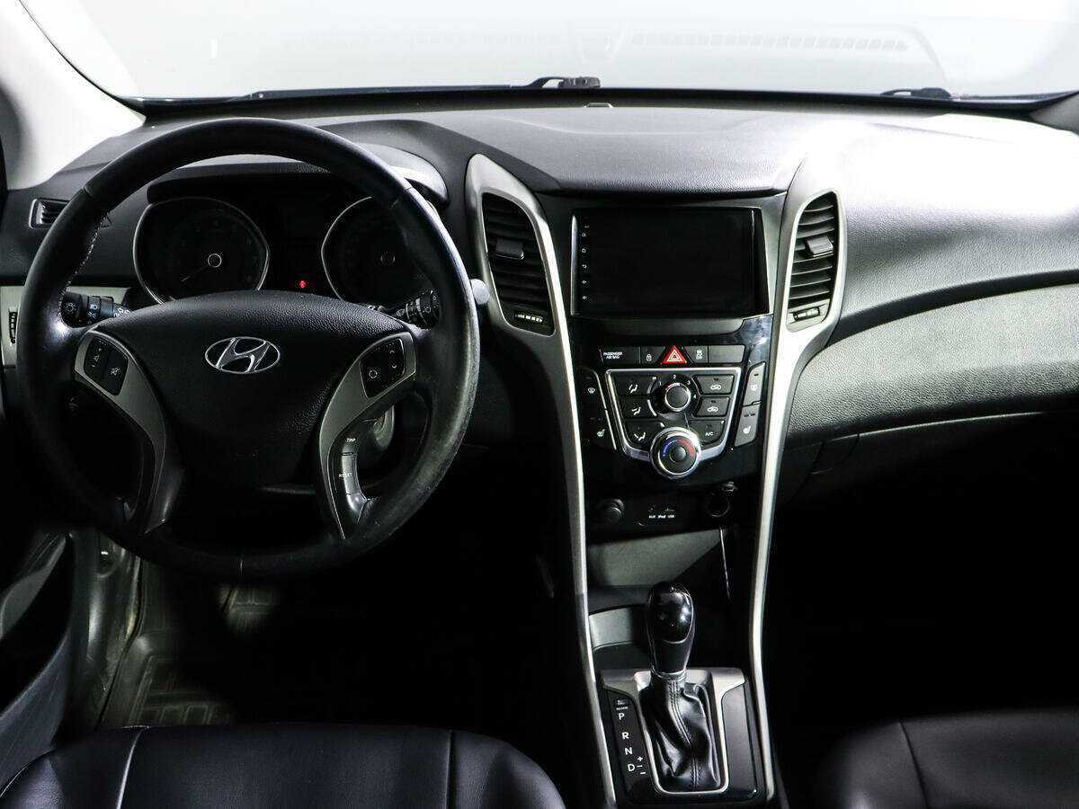 Купить Hyundai i30 с пробегом. Фото: #11