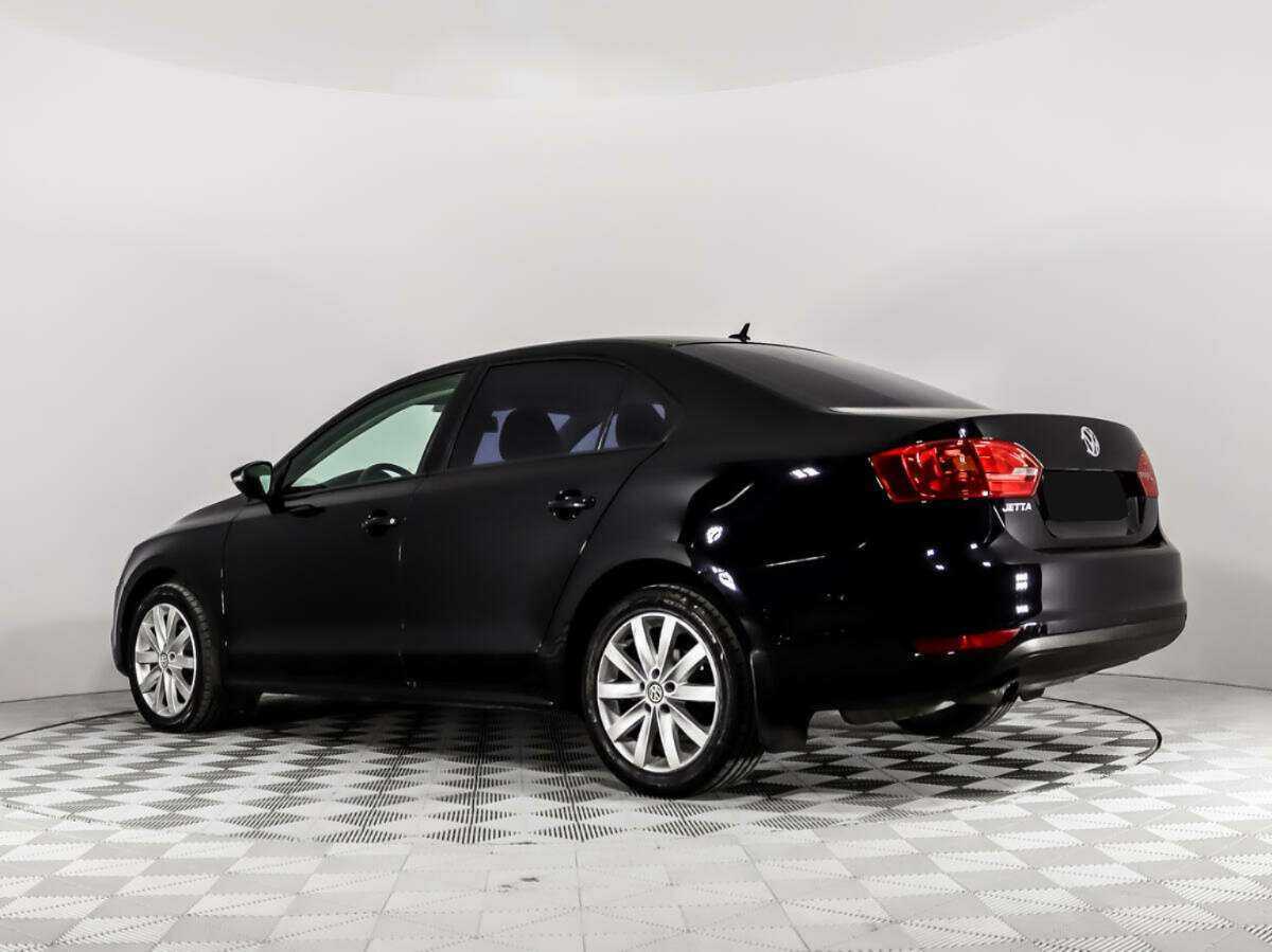 Купить Volkswagen Jetta с пробегом. Фото: #6