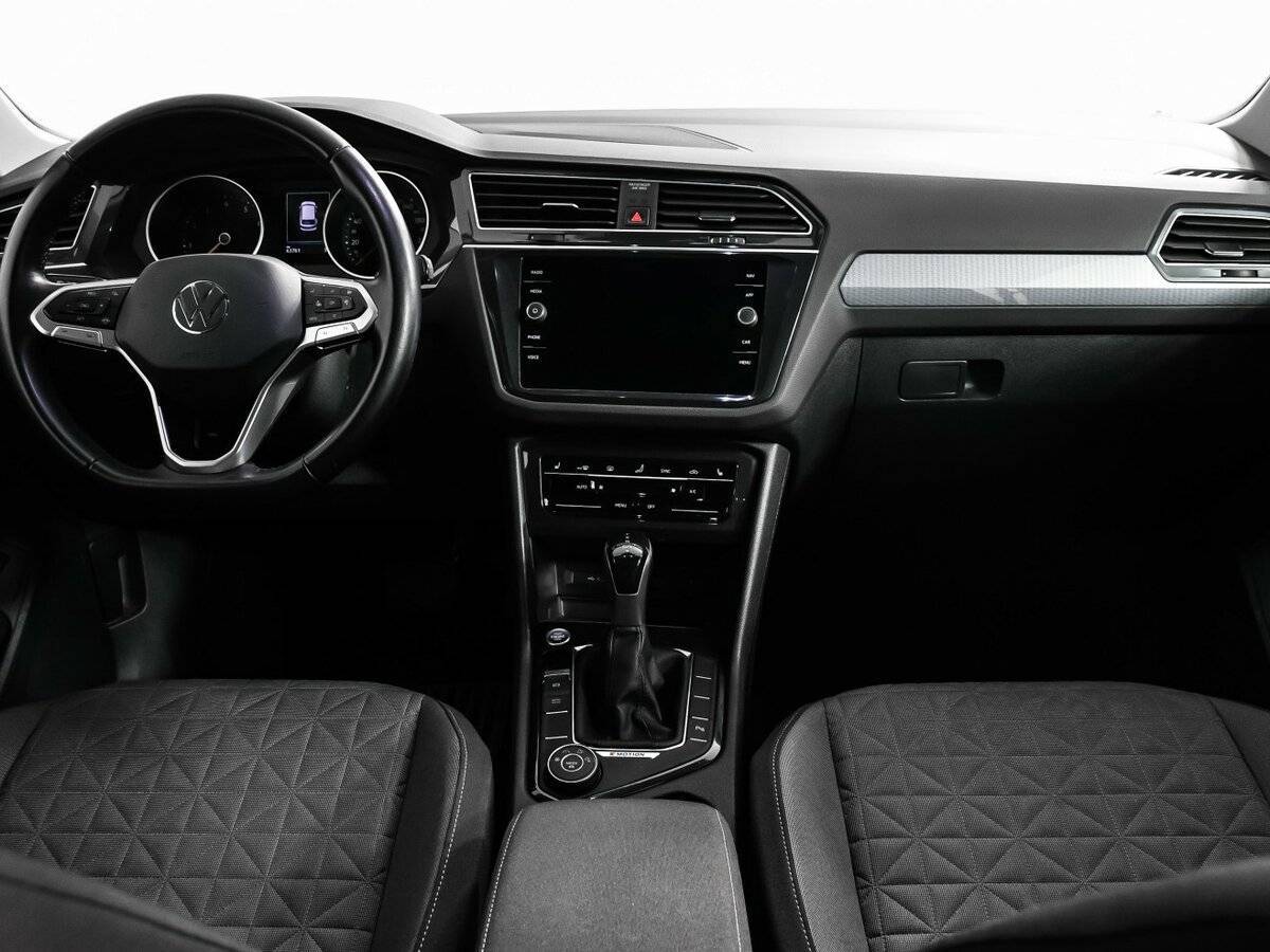 Купить Volkswagen Tiguan с пробегом. Фото: #10