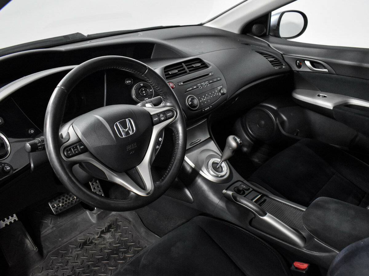 Купить Honda Civic с пробегом. Фото: #8