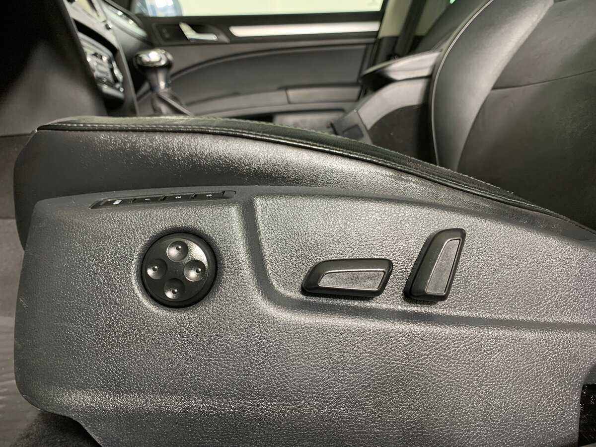 Купить Skoda Superb с пробегом. Фото: #16