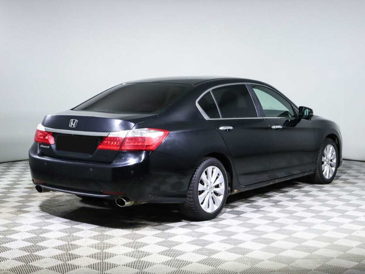 Купить Honda Accord с пробегом. Фото: #3