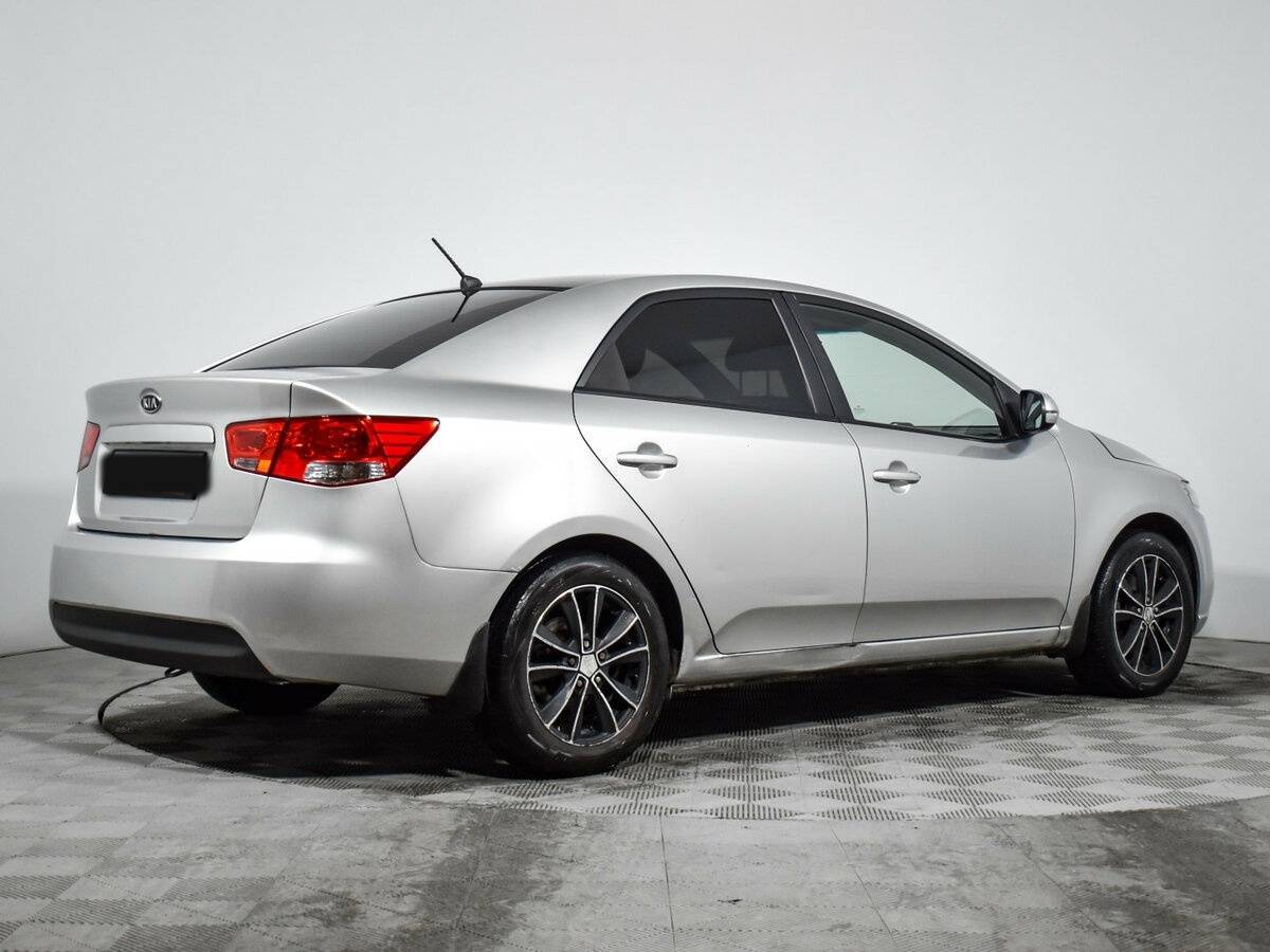 Купить Kia Cerato с пробегом. Фото: #4