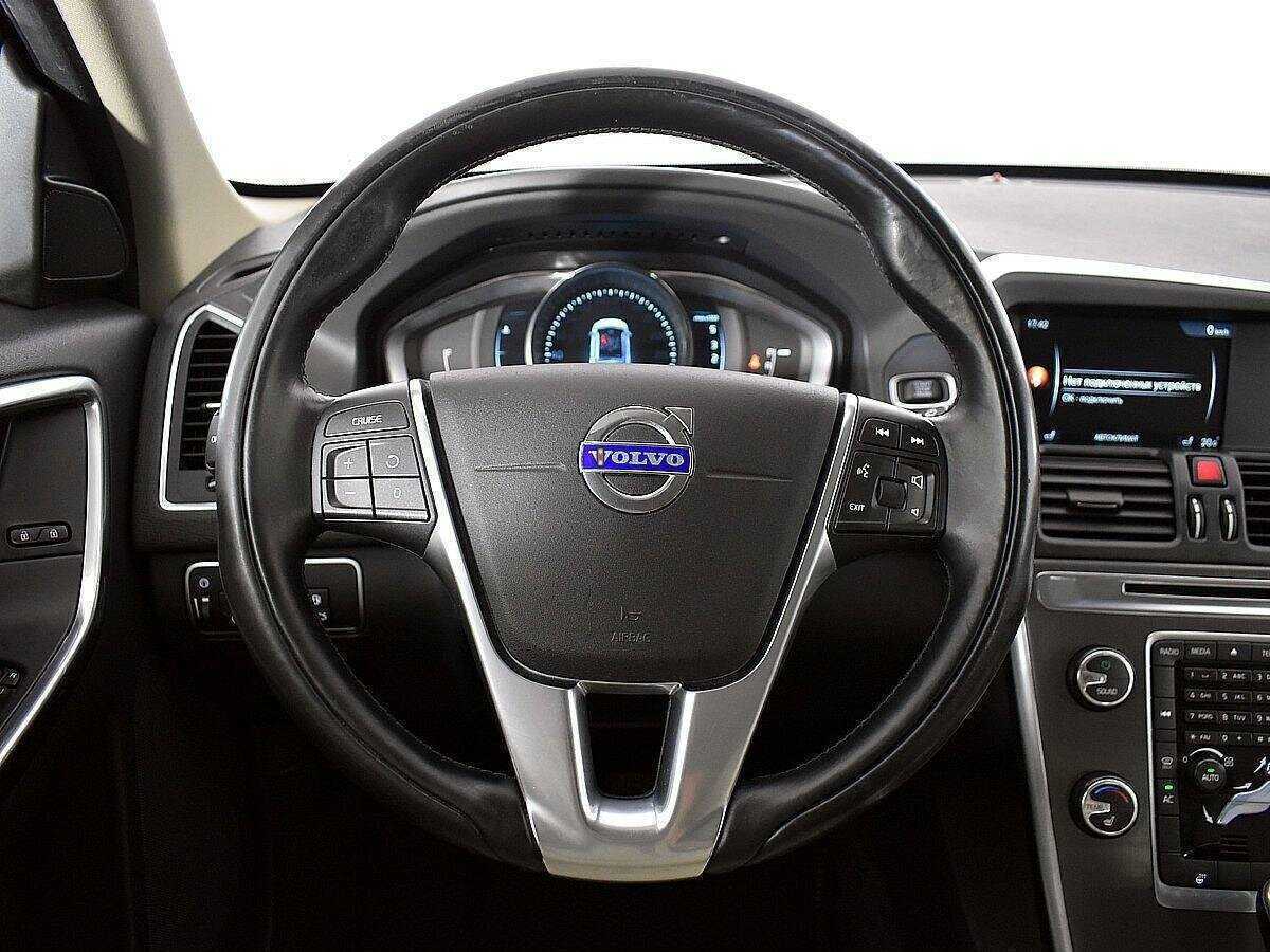 Купить Volvo XC60 с пробегом. Фото: #10