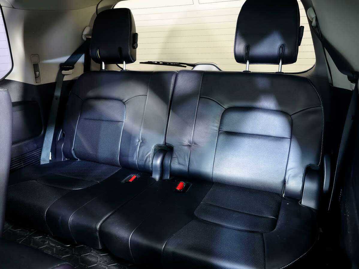 Купить Toyota Land Cruiser с пробегом. Фото: #12