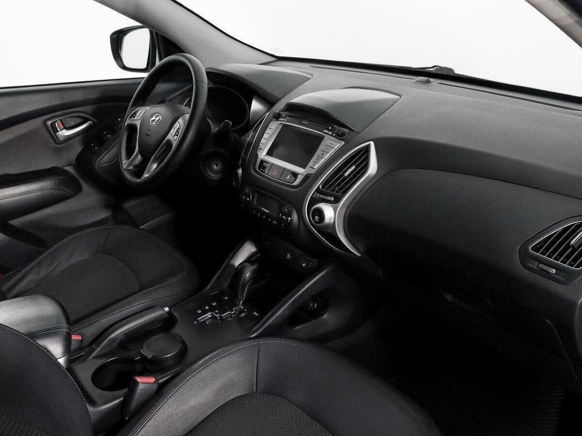 Купить Hyundai ix35 с пробегом. Фото: #10