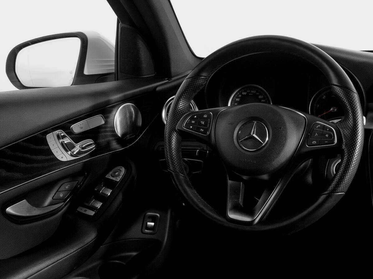 Купить Mercedes-Benz GLC Coupe с пробегом. Фото: #14