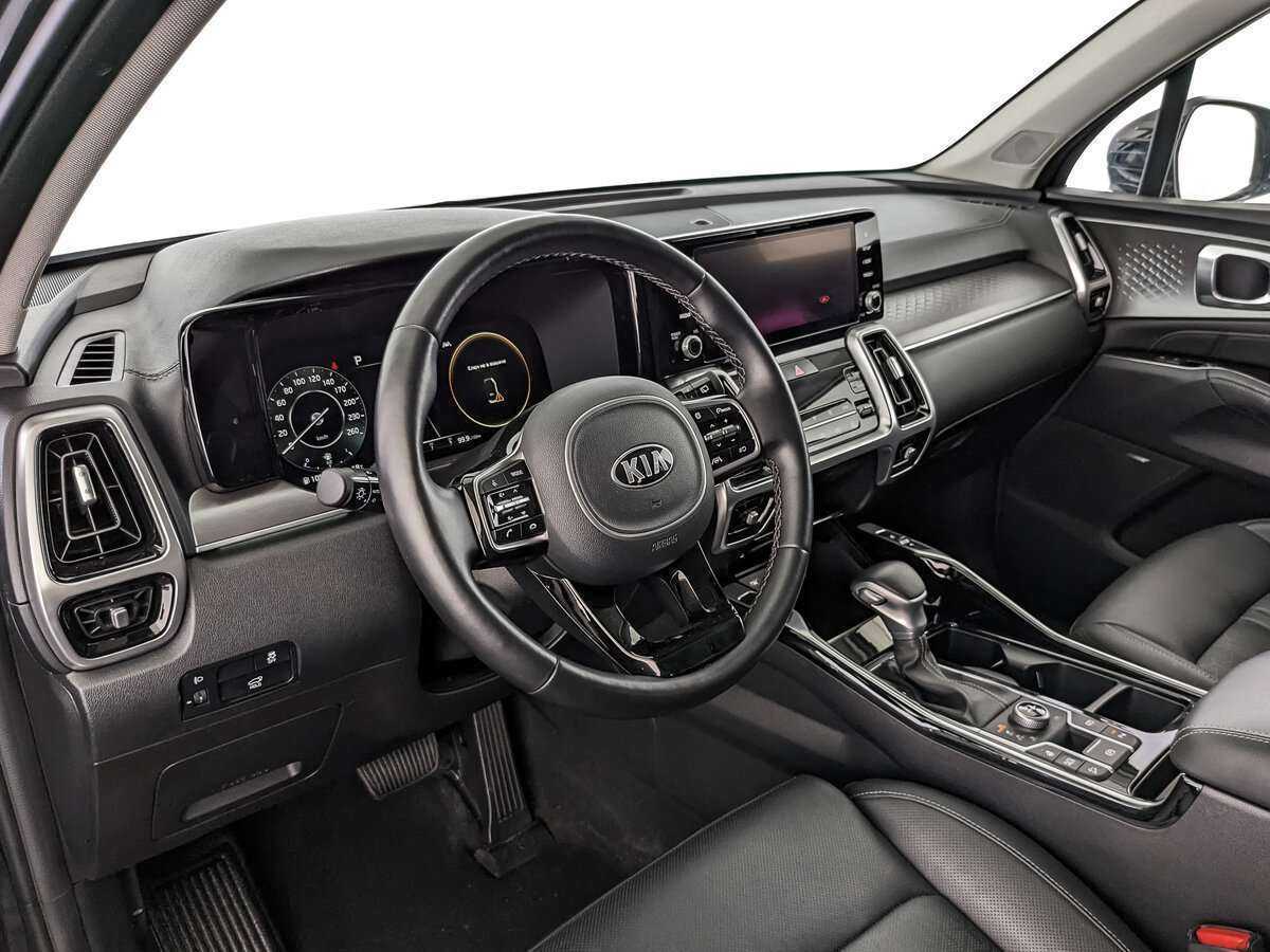 Купить Kia Sorento с пробегом. Фото: #10