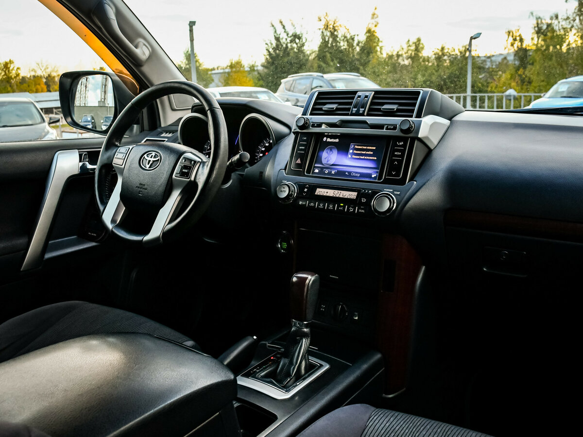 Купить Toyota Land Cruiser Prado с пробегом. Фото: #11